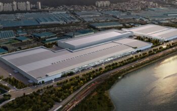 Hyundai-LG tunda operasi pabrik baterai usai terjaring razia di AS
