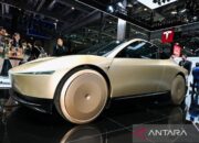 Tesla tunda chip AI5 hingga 2027 sebabkan fitur swakemudi penuh mundur